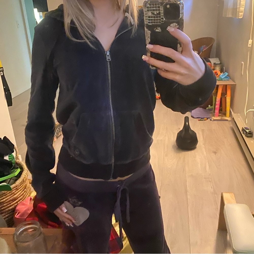 UNAVAILABLE TILL THE 10th!!🐞vntg(2000s) Hollister Tracksuit Top - Picture 6 of 6